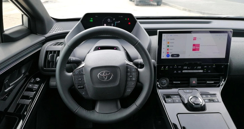 Toyota bZ4X cena 194900 przebieg: 3496, rok produkcji 2022 z Grudziądz małe 301